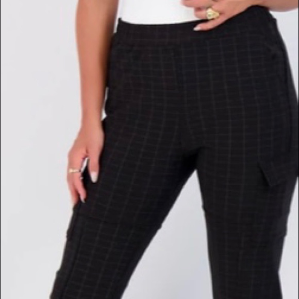 Grid Print Jogger Pants with Cargo Pockets